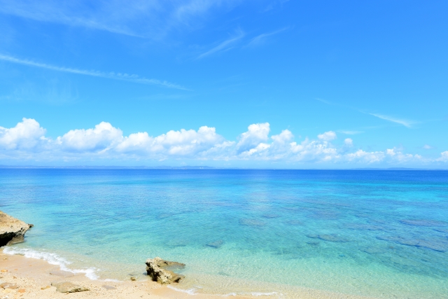 沖縄のビーチイメージ